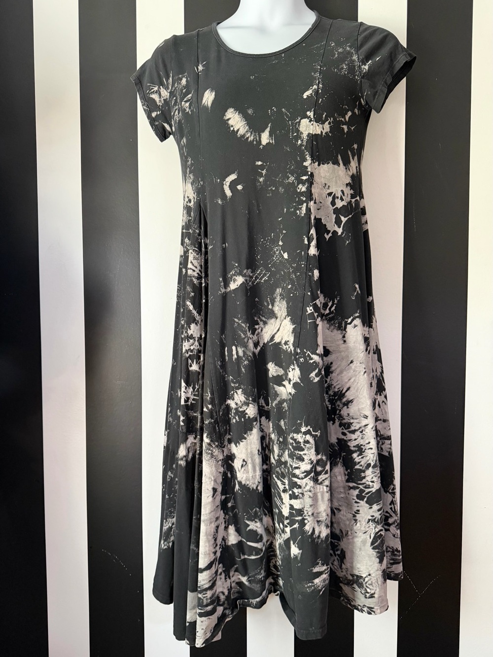 Charcoal Black/Gray & White Tie-Dye Midi Swing Dress w/ Asymmetric Hem